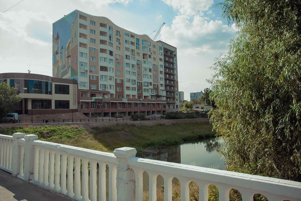 Molex Apartments 2 Tjernihiv Eksteriør billede